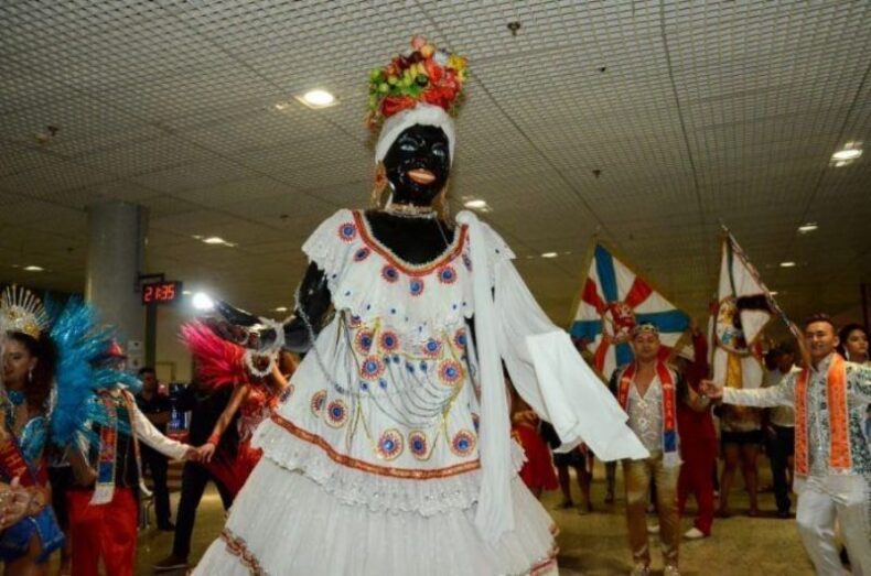 Kamélia chega a Manaus neste sábado(07) para abrir, oficialmente, o Carnaval 2023