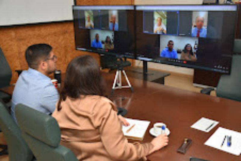 Universidade do Amazonas e Embaixada da França alinham parceria para Programa de Mobilidade Internacional Indígena