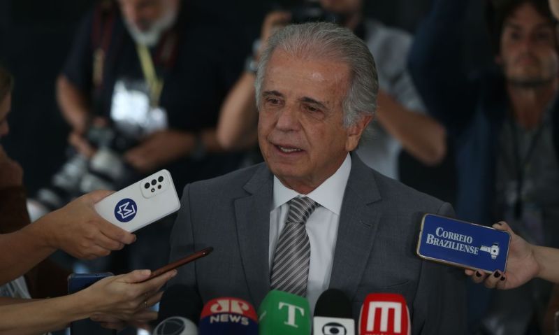 Ministro da Defesa descarta envolvimento de Forças Armadas em atos golpistas
