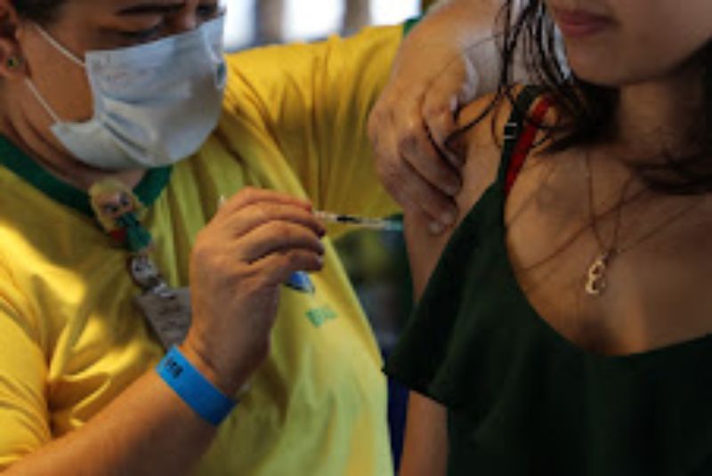 Amazonas divulga novo boletim atualizado de Covid-19 e vacinação, nesta segunda-feira(23)