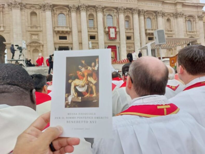 Padre amazonense participa de missa de despedida de Bento XVI no Vaticano