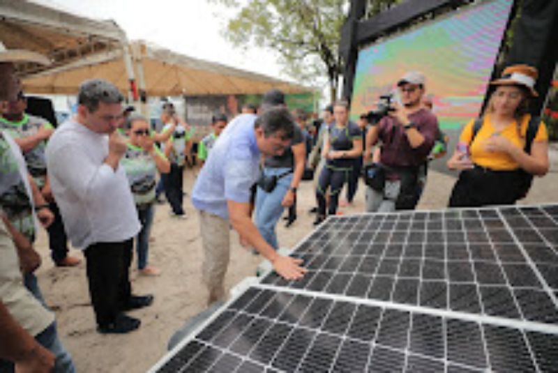 Governo do Estado lança o ‘Brilha Amazonas’ e leva energia solar para quem vive do turismo