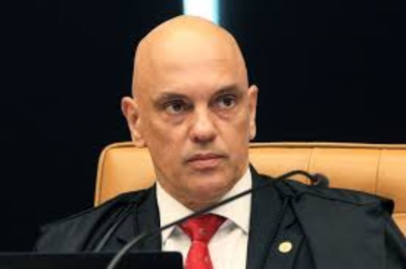Moraes desbloqueia conta do PL após sigla pagar multa de R$ 22 milhões