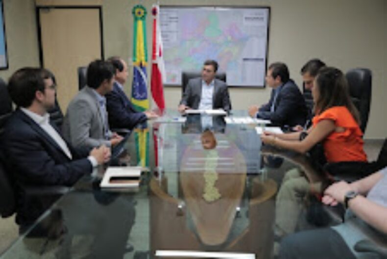 Governador do AM recebe especialistas do BID e destaca avanços na implantação do novo Prosamim+