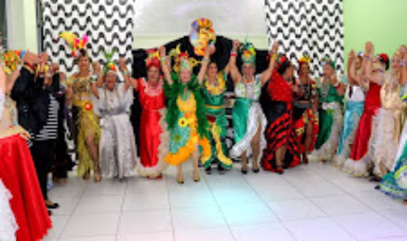 ‘A Pequena Notável’: espetáculo sobre Carmen Miranda marca o Dia Internacional da Mulher na FUnATI