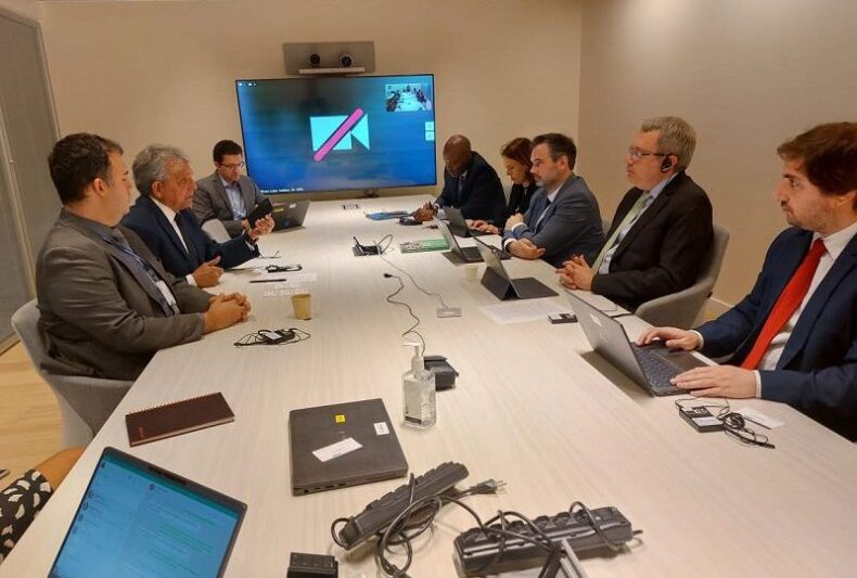 Governo do Amazonas busca fortalecer exportação de produtos da ZFM em reunião com Banco Mundial