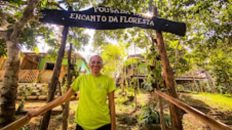 Empreendedora gera renda através de cosméticos da reserva sustentável Puranga Conquista