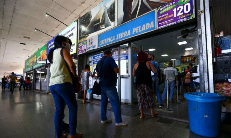 Mega-Sena sorteia nesta terça-feira prêmio acumulado em R$ 16 milhões; Mega Semana da Mulher