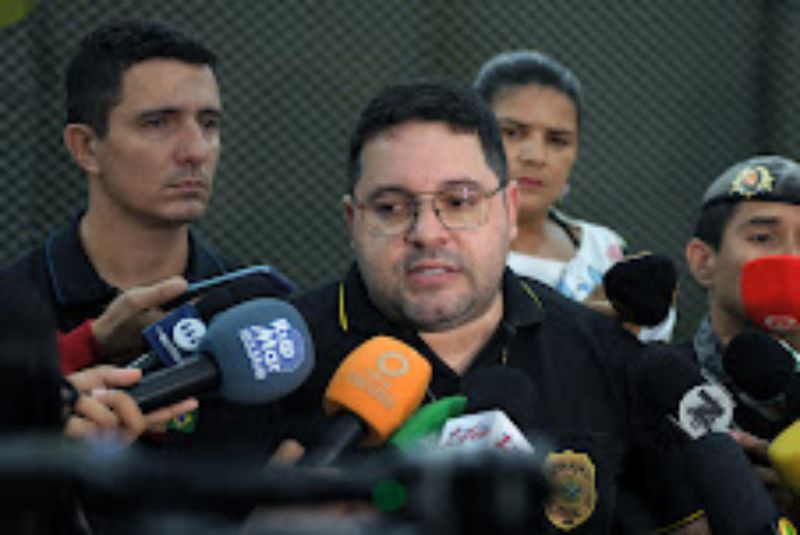 Polícia Civil do AM prende estelionatário com R$ 5 mil em notas falsas, em Manaus