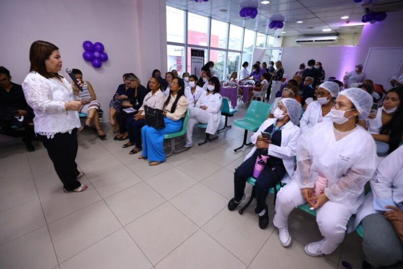 Policlínicas no AM fortalecem campanha ‘Março Lilás’ junto a servidores e população