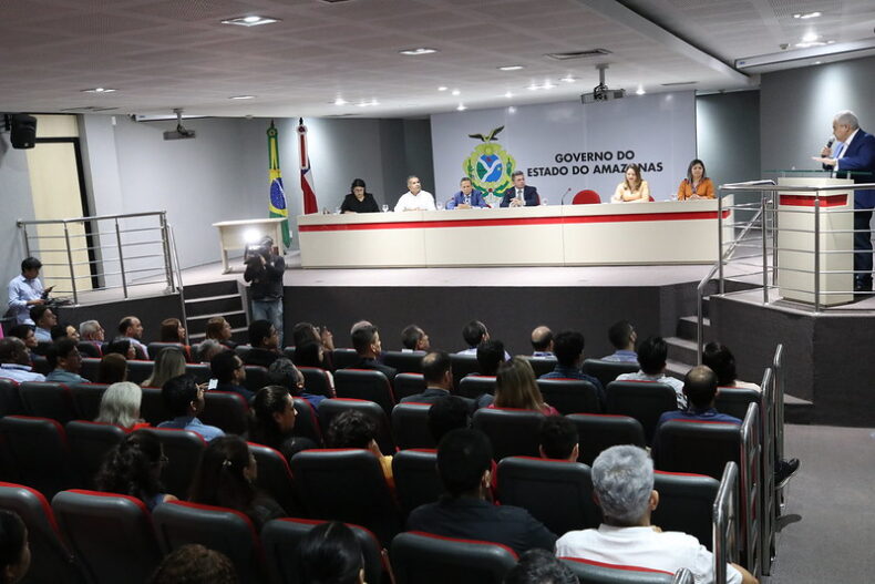 Tomam posse os 18 aprovados no concurso público da Agência de Fomento do AM(Afeam)