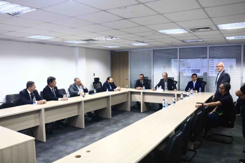 Novo Superintendente Regional da PF-AM é recebido na sede do Centro Integrado de Comando e Controle