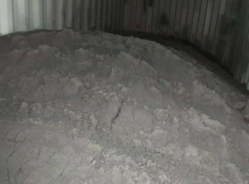 Operação da RF apreende 64 contêineres com mais de duas mil toneladas de minério suspeito em Manaus