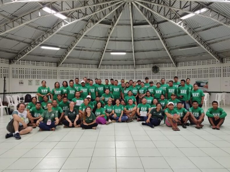 Sema forma Agentes Ambientais Voluntários para monitorar acordos de pesca no Rio Negro
