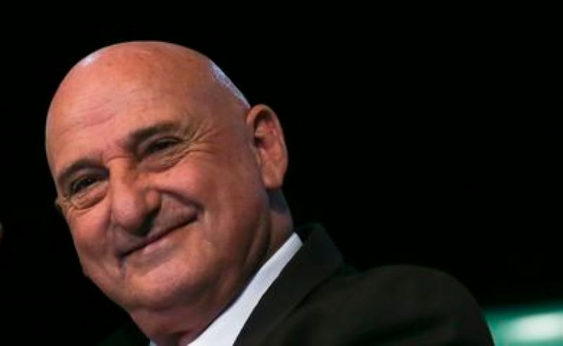 General Gonçalves Dias pede demissão do GSI; pedido já acatado por Lula