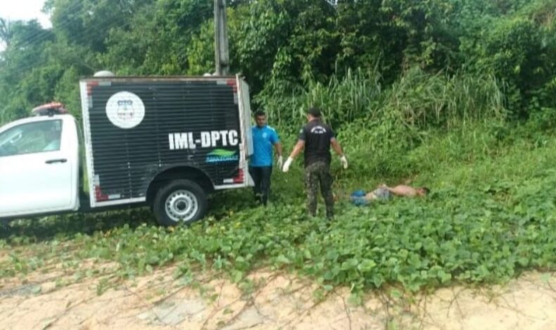 Homem morre após ser encontrado amarrado e esfaqueado em matagal de Manaus