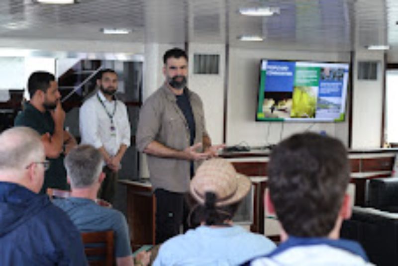 Embaixadora e congressistas dos Estados Unidos conhecem ações ambientais no Amazonas