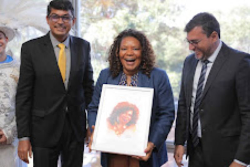 No Ministério da Cultura, Wilson Lima destaca importância do Festival de Parintins e convida Margareth Menezes para conhecer espetáculo