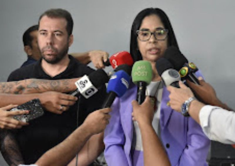 Polícia-AM prende mulher envolvida em exploração sexual e estupro de vulnerável de sua filha