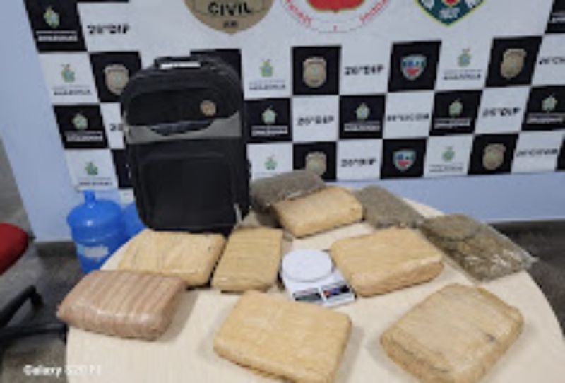 Polícia Civil do AM prende homem, em flagrante, em posse de mais de 11 Kg de maconha tipo skunk