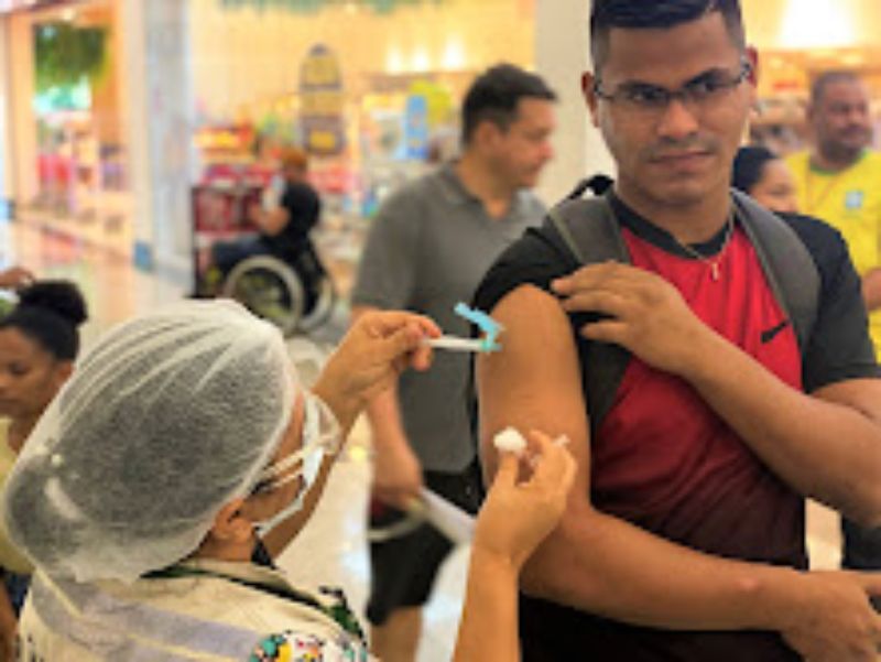 Saúde do Amazonas atualiza painel semanal de Covid-19 e vacinação nesta quarta-feira(17)