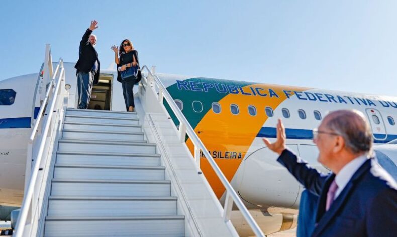 Lula embarca para participar da Cúpula do G7, no Japão