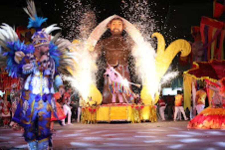 O 65º Festival Folclórico do AM se encerra no ritmo das toadas dos bois-bumbás de Manaus