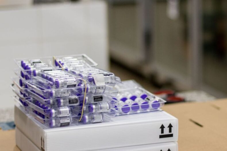 Vacinação contra Covid-19 terá atendimento em nove pontos de imunização neste sábado(15/07)