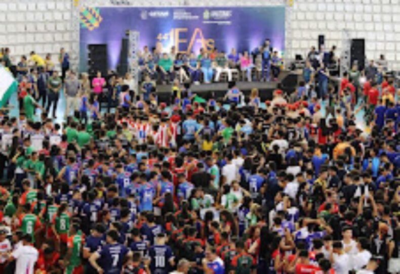 Mais de 7 mil alunos participam da abertura da 44ª edição dos Jogos Escolares do AM
