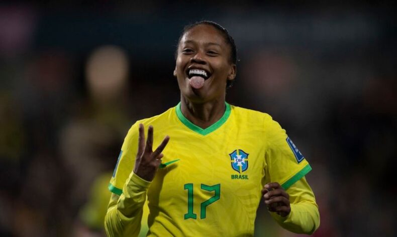 Ary Borges dá show e Brasil faz 4 a 0 no Panamá na estreia da Copa