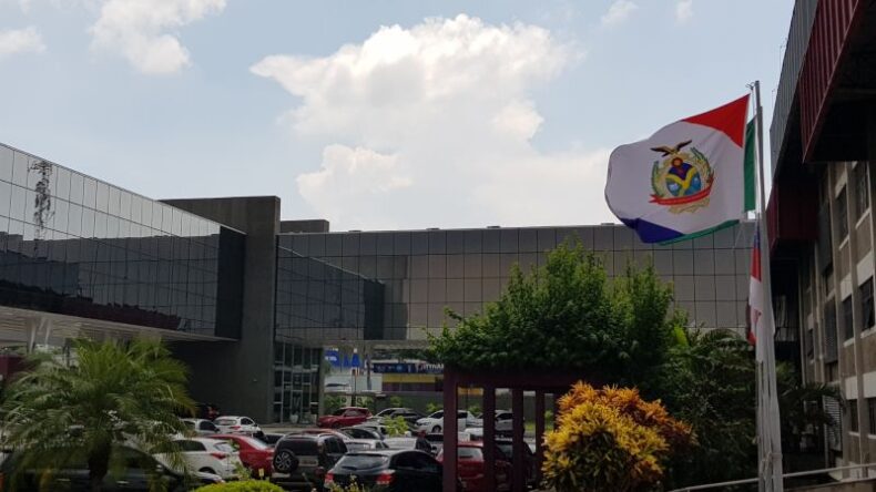 c8ded91c-2865-47de-8e73-db4052b42aec-060