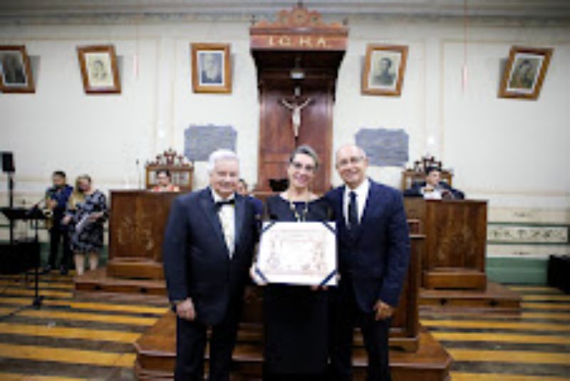 Pesquisadora Márcia Perales é empossada como membro efetivo do Instituto Histórico e Geográfico do Amazonas