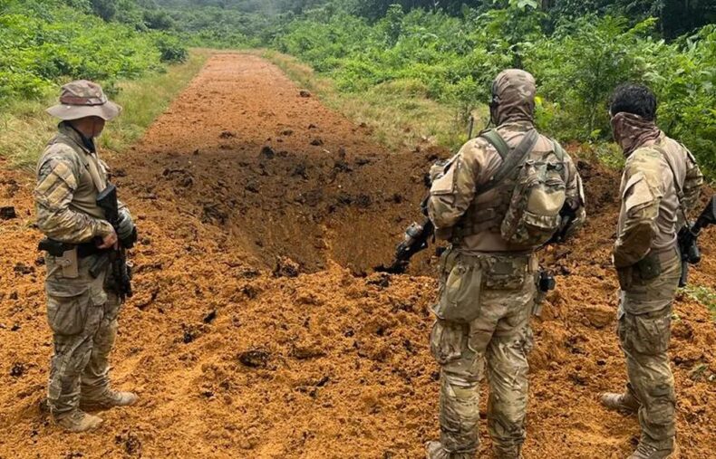 Forças Armadas destroem pista de pouso clandestina na Terra Indígena Yanomami