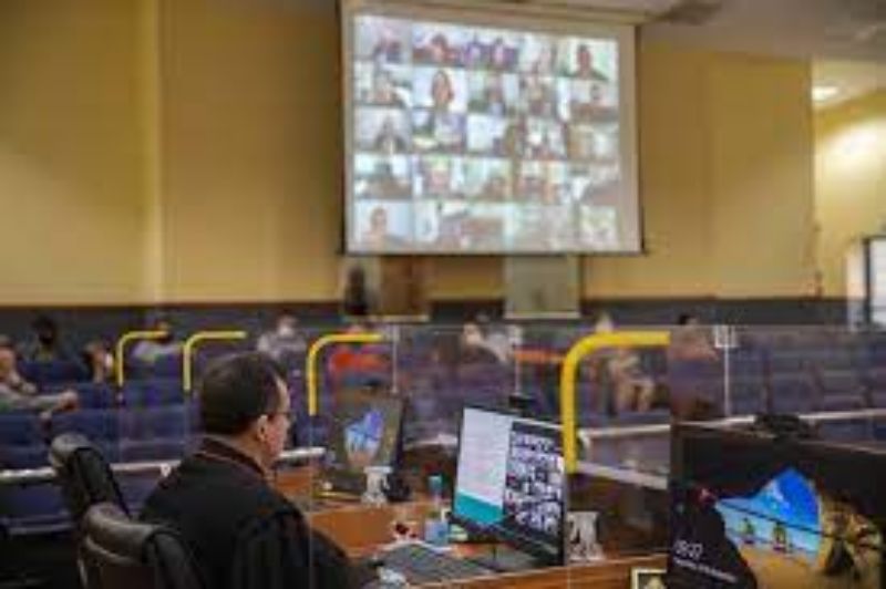 Pleno do TJAM realiza remoção de juízes em comarcas do interior