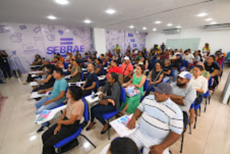 Em Manacapuru, Governo do AM qualifica turismo e implanta ferramenta de informações turísticas