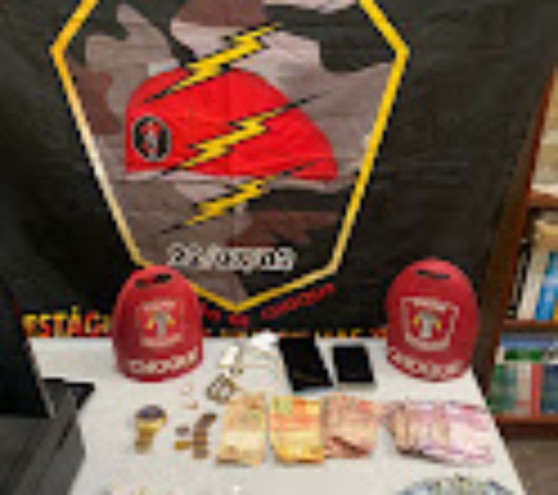 Policiais prendem 06 suspeitos de envolvimento com o tráfico de drogas no Uatumã