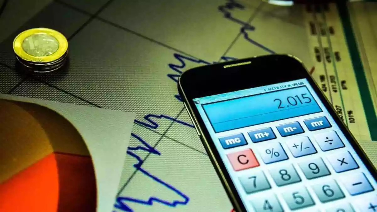 Mercado reduz previsão da taxa Selic para menos de 12% ao ano