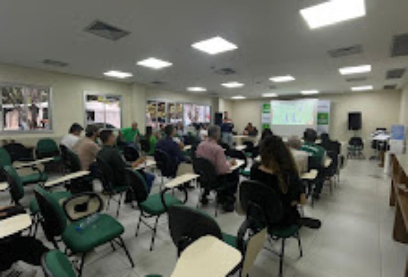 Secretaria do Meio Ambiente reúne instituições públicas e privadas em seminário sobre Segurança de Barragens