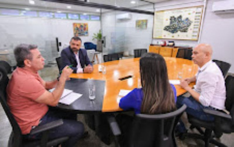 Amazonas alinha planejamento de transição energética e novas matrizes econômicas