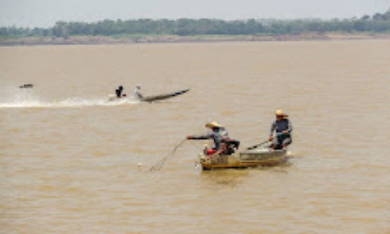 Governo do Amazonas beneficia pescadores com kits de proteção solar