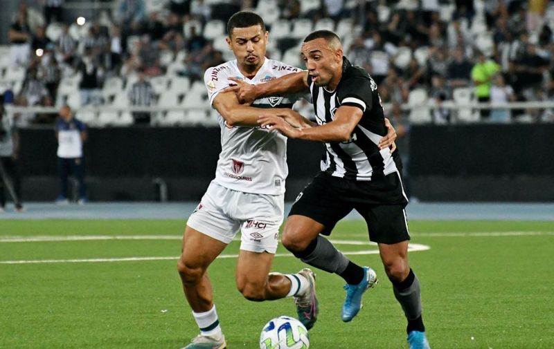 Brasileiro: Fluminense recebe Botafogo em clássico no Maracanã