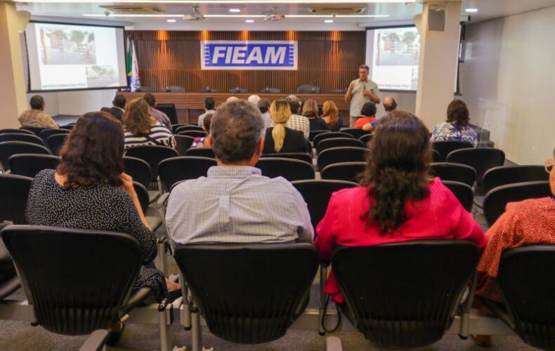 Grupo do Trade Turístico conhece projetos urbanos e do ‘Nosso Centro’ em encontro na Fieam