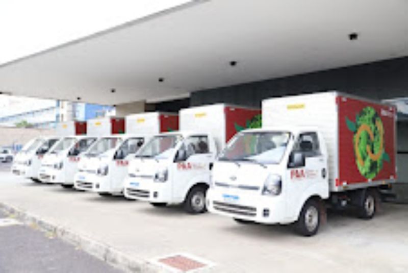 Governo do Amazonas recebe cinco caminhões baú para apoiar o escoamento da produção rural