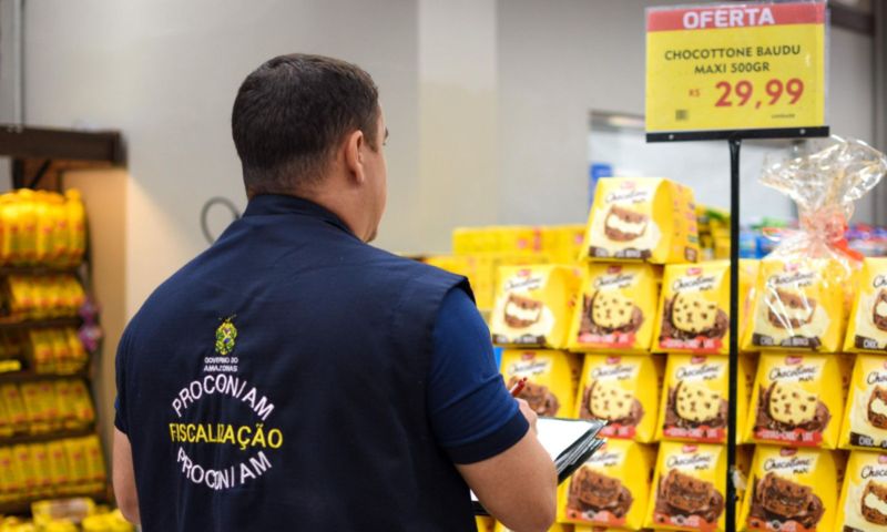 Pesquisa de preços de itens da Ceia Natalina em supermercados de Manaus