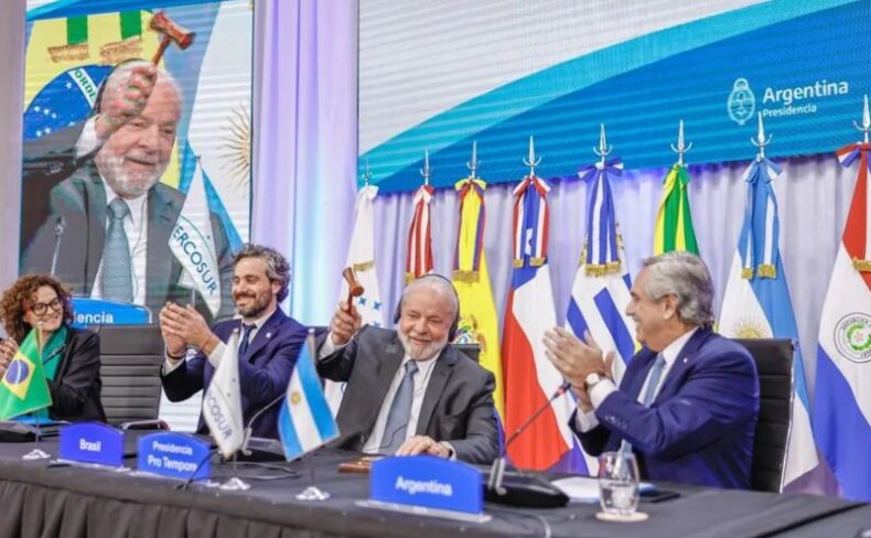 Mercosul se reúne nesta quinta com crise entre Venezuela e Guiana e às vésperas da posse de Milei