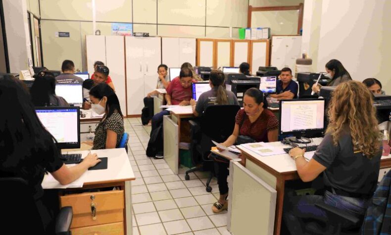 AM: Cerca de 55 mil candidatos se inscrevem ao PSS para professores da rede estadual de ensino