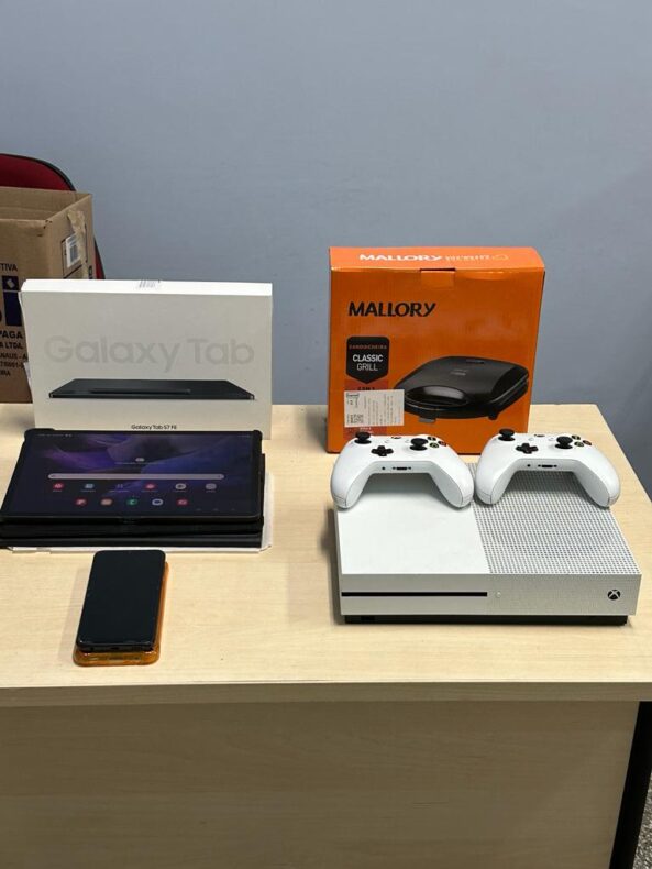 Polícia Civil do AM prende mulher por aplicar golpes de estelionato em sites de compra e venda