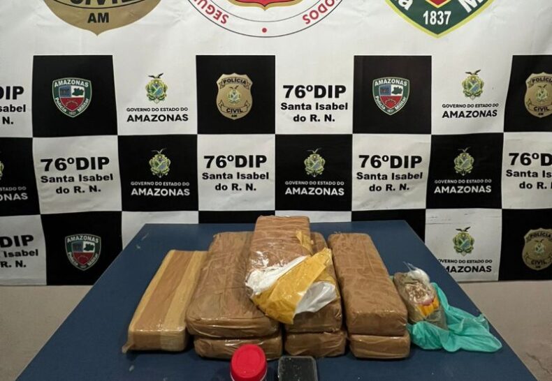 Homem é preso pela Polícia Civil do AM com cocaína, skunk, crack e material, em Santa Isabel do Rio Negro