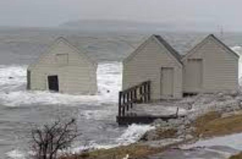 Maré histórica nos EUA arrasta cabana de pesca centenária