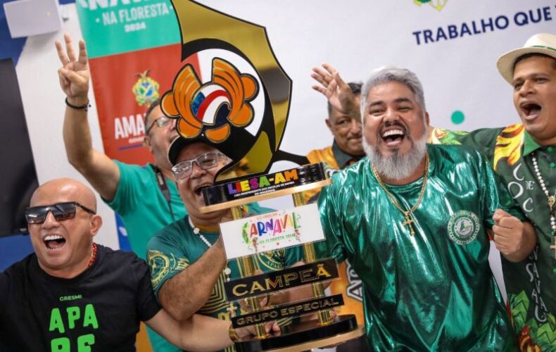 Aparecida se consagra tricampeã do Grupo Especial das escolas de samba de Manaus